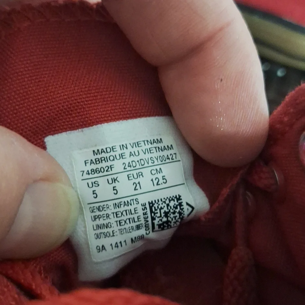 Converse Red W / Gum Sole Toddler Kids Sz 5 High Top